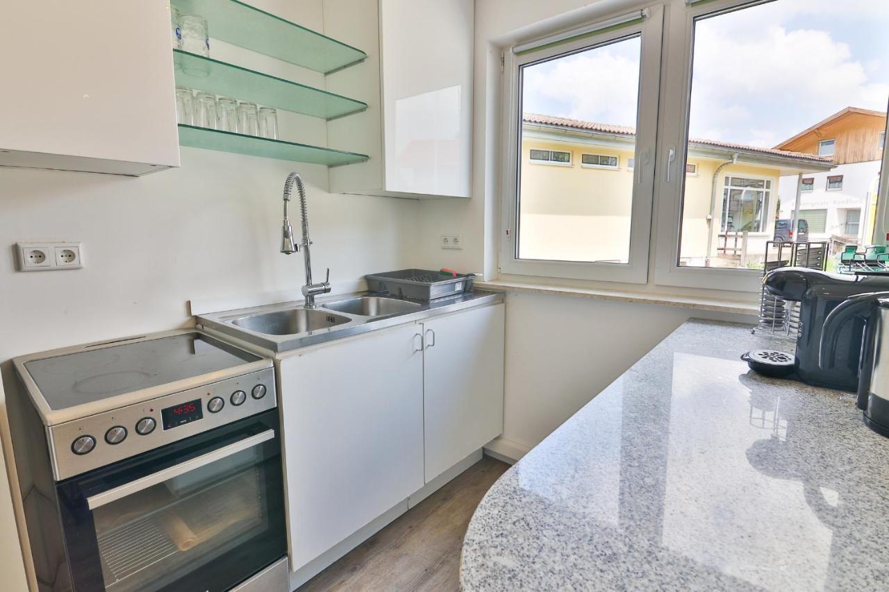 Moderne Praktische Ferienwohnung Am See Fewo3 莱希布鲁克 外观 照片
