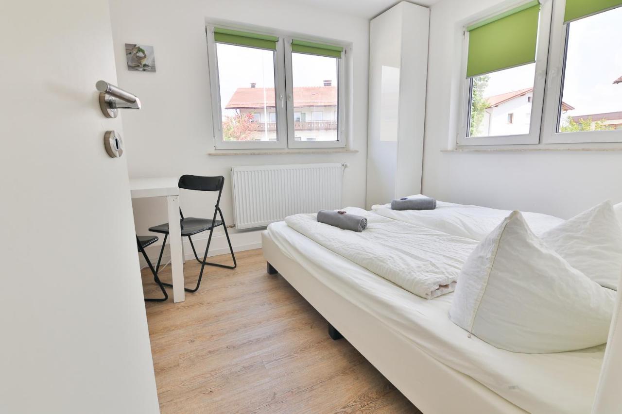 Moderne Praktische Ferienwohnung Am See Fewo3 莱希布鲁克 外观 照片